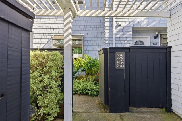 72 Cape Hatteras Court, Redwood City, CA 94065