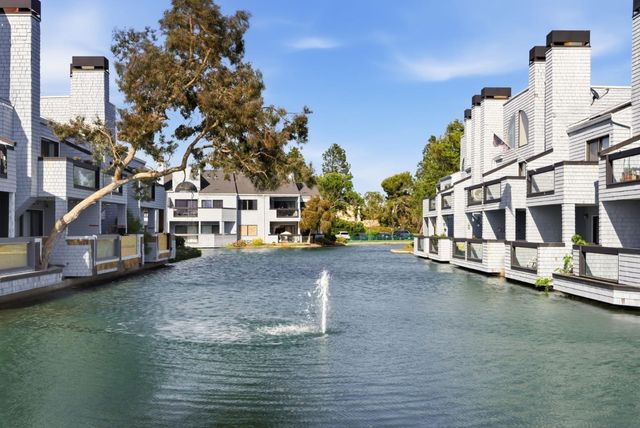 72 Cape Hatteras Court, Redwood City, CA 94065