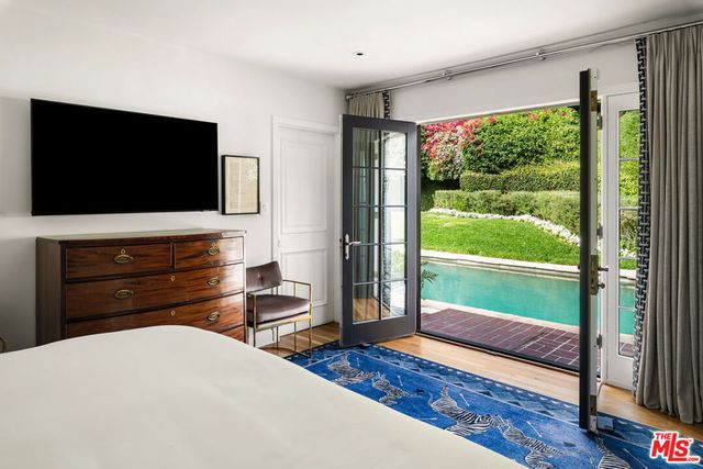 760 N Beverly Glen Boulevard, Los Angeles, CA 90077