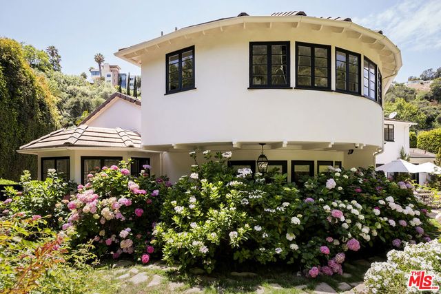 760 N Beverly Glen Boulevard, Los Angeles, CA 90077