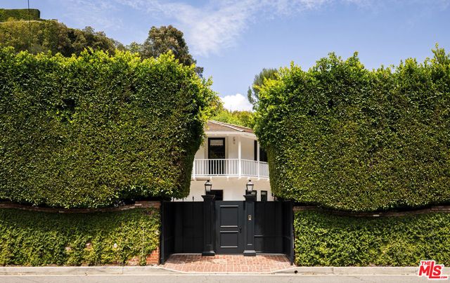 760 N Beverly Glen Boulevard, Los Angeles, CA 90077