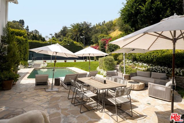 760 N Beverly Glen Boulevard, Los Angeles, CA 90077