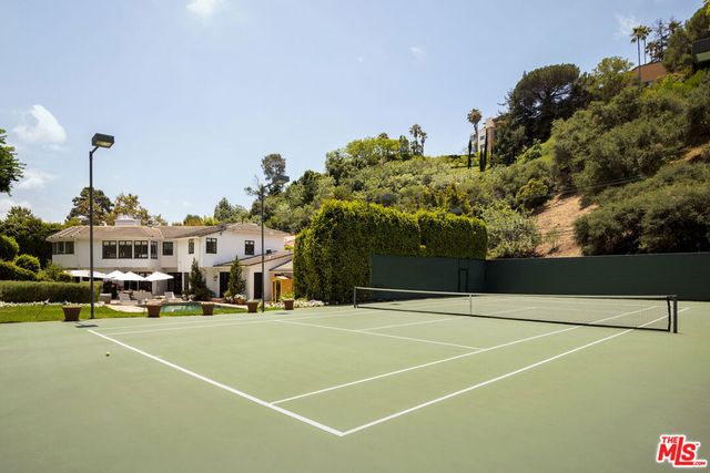 760 N Beverly Glen Boulevard, Los Angeles, CA 90077