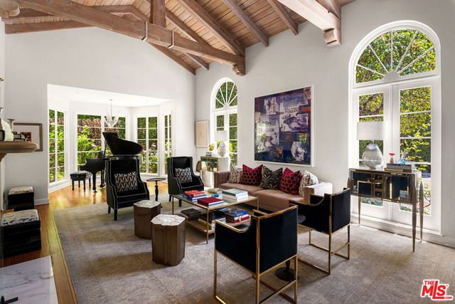 760 N Beverly Glen Boulevard, Los Angeles, CA 90077