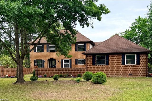 9 Rhodelia LN, Poquoson, VA 23662