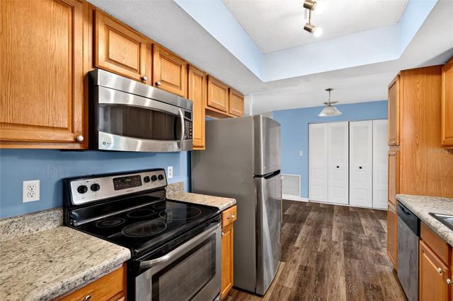 6060 SE 119TH PLACE, Belleview, FL 34420