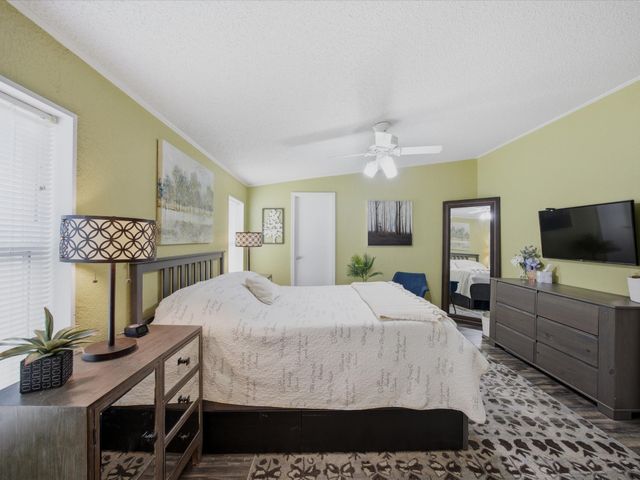 304 Catfish Trail, Bowie, TX 76230