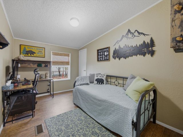 304 Catfish Trail, Bowie, TX 76230