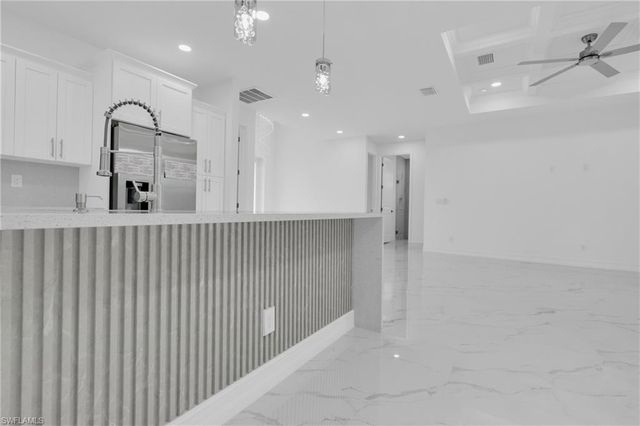 811 Congress AVE, Lehigh Acres, FL 33972