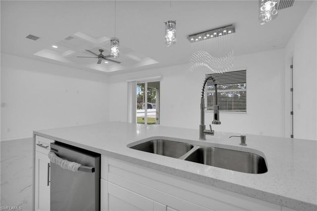 811 Congress AVE, Lehigh Acres, FL 33972