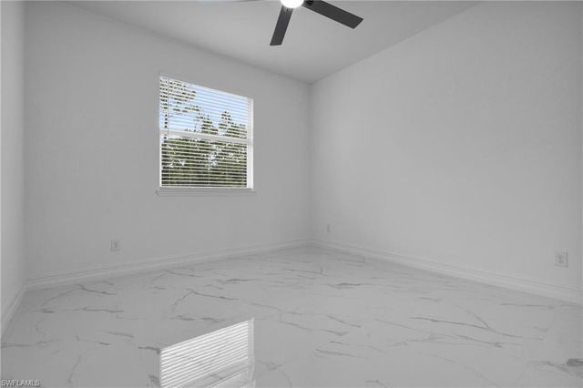 811 Congress AVE, Lehigh Acres, FL 33972