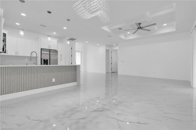 811 Congress AVE, Lehigh Acres, FL 33972
