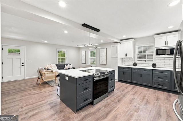 2447 Lynn Iris Drive, Decatur, GA 30032