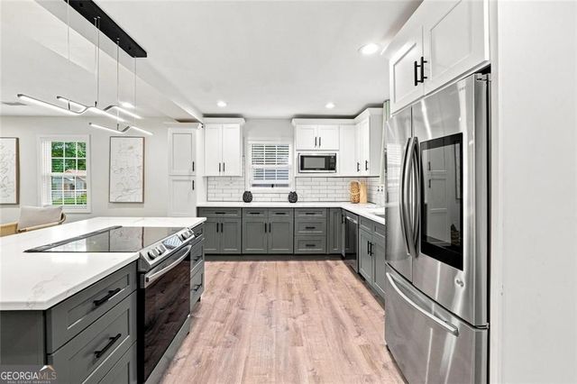 2447 Lynn Iris Drive, Decatur, GA 30032