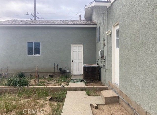 9728 Mountain View Avenue, Cherry Valley, CA 92223