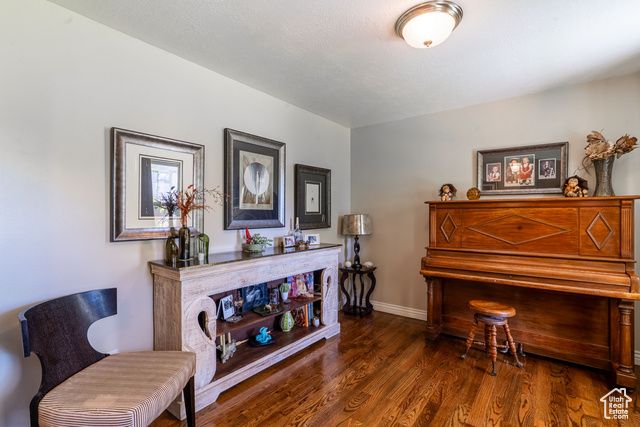 323 N 400 W, Hyrum, UT 84319