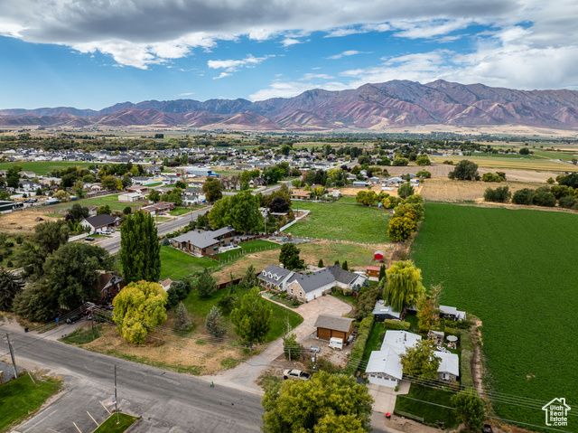 323 N 400 W, Hyrum, UT 84319