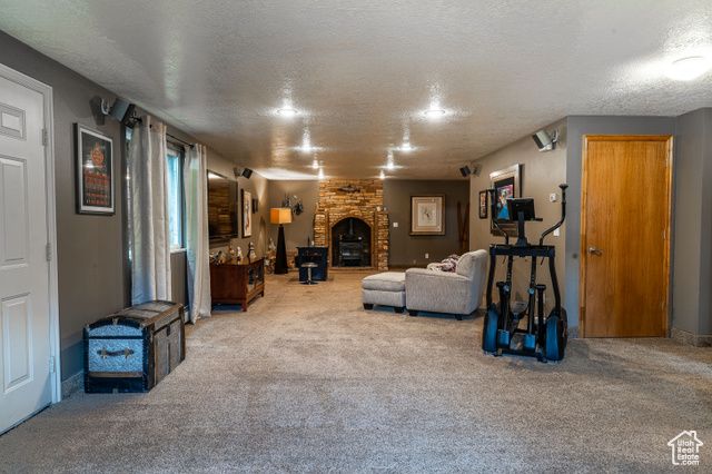 323 N 400 W, Hyrum, UT 84319