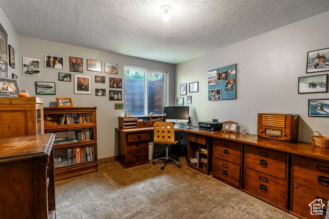 323 N 400 W, Hyrum, UT 84319