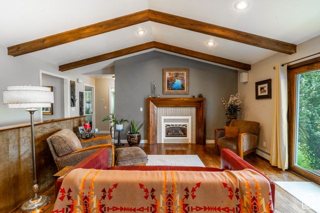 323 N 400 W, Hyrum, UT 84319