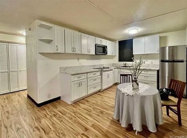 94-054 Leolua Street A102, Waipahu, HI 96797