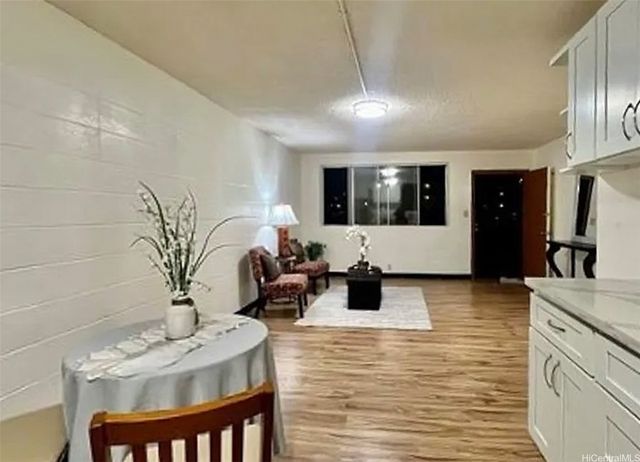 94-054 Leolua Street A102, Waipahu, HI 96797