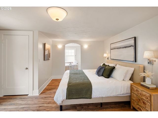 910 E 22ND Ave, Eugene, OR 97405