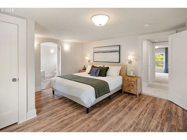 910 E 22ND Ave, Eugene, OR 97405