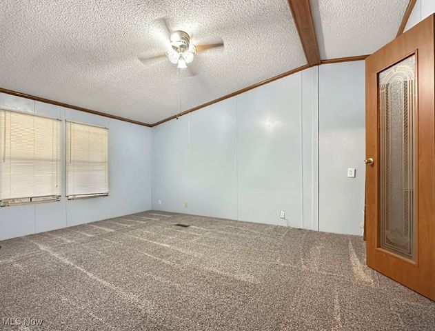 2749 Deer Pass Drive SW, Canton, OH 44706