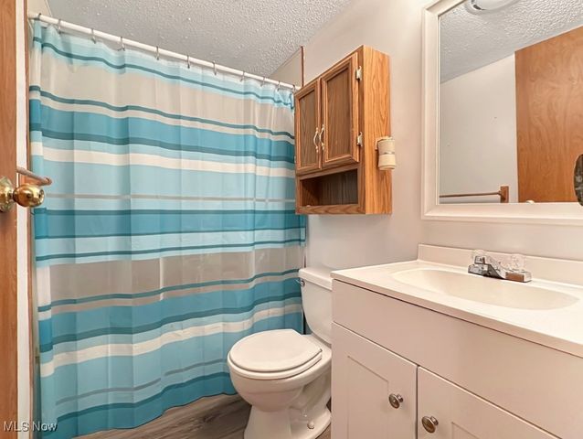 2749 Deer Pass Drive SW, Canton, OH 44706