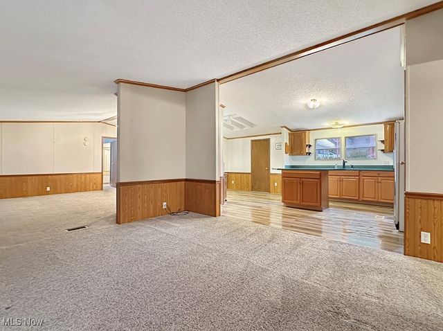 2749 Deer Pass Drive SW, Canton, OH 44706