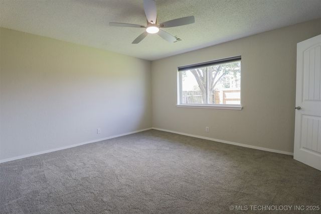 1404 W Indianola Street, Broken Arrow, OK 74012