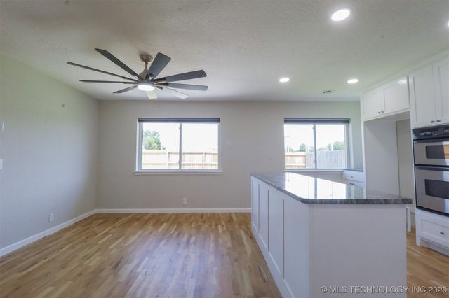 1404 W Indianola Street, Broken Arrow, OK 74012