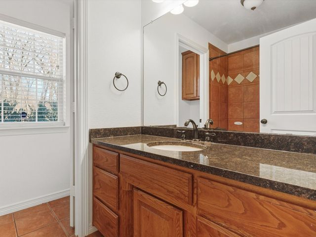 143 Florence Lane, Springtown, TX 76082