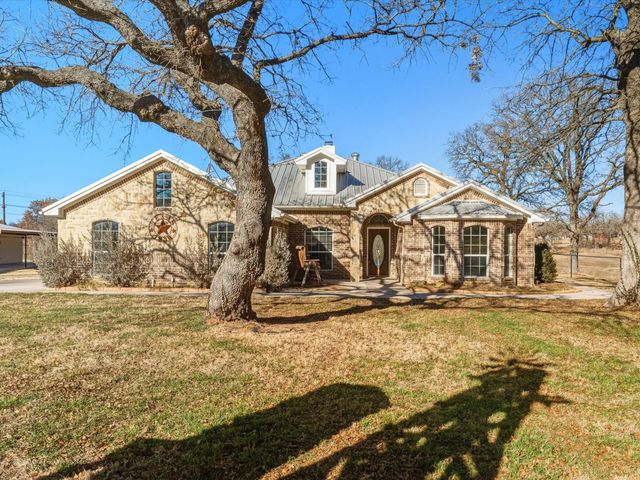143 Florence Lane, Springtown, TX 76082