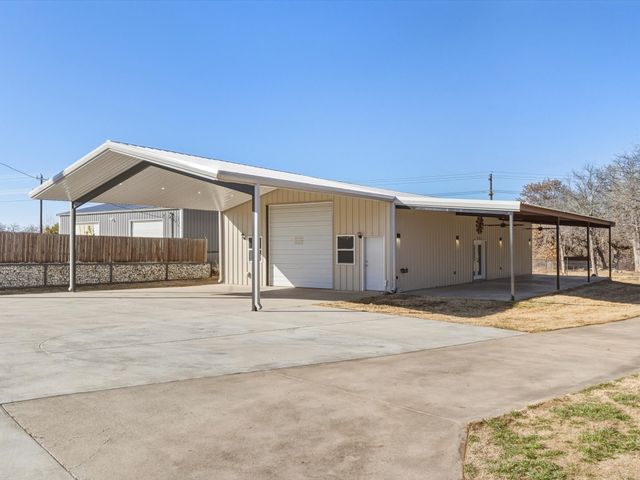 143 Florence Lane, Springtown, TX 76082