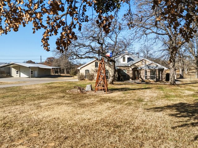 143 Florence Lane, Springtown, TX 76082
