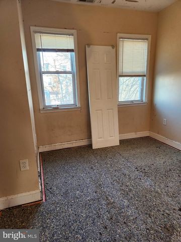 1933 W PACIFIC ST, Philadelphia, PA 19140