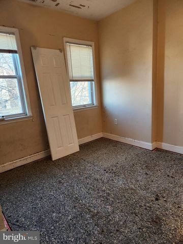 1933 W PACIFIC ST, Philadelphia, PA 19140