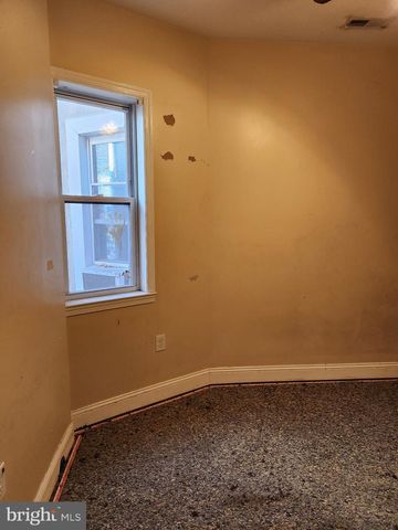 1933 W PACIFIC ST, Philadelphia, PA 19140