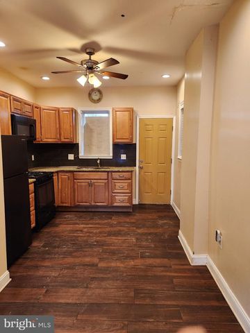 1933 W PACIFIC ST, Philadelphia, PA 19140