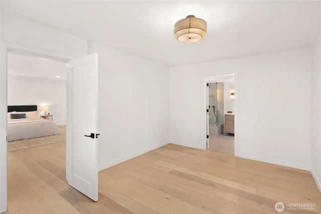 16040 36th Avenue NE, Lake Forest Park, WA 98155