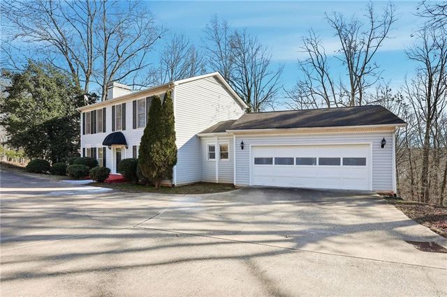 2453 Basin Court, Gainesville, GA 30506