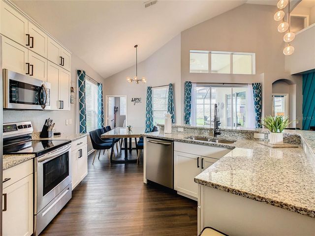 7757 BASNETT CIRCLE, Kissimmee, FL 34747