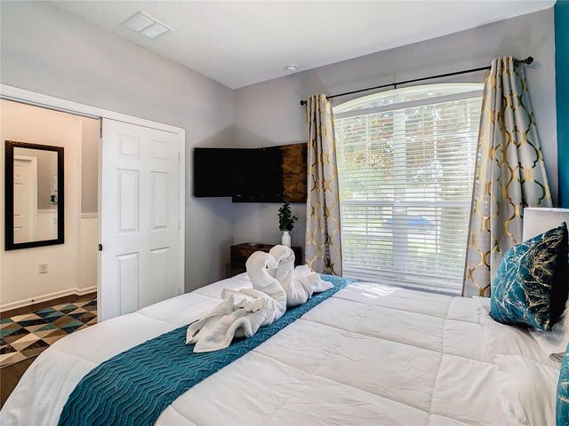 7757 BASNETT CIRCLE, Kissimmee, FL 34747