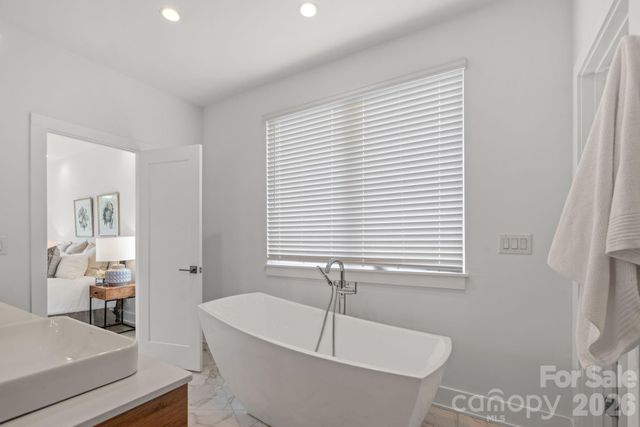 101 Mattoon Street, Charlotte, NC 28216
