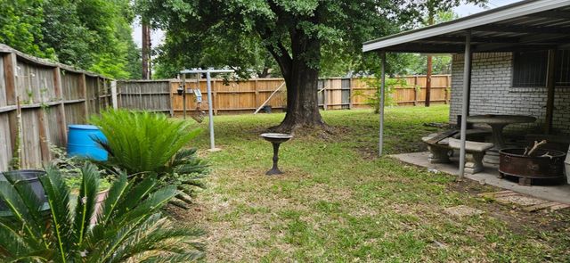 206 W Mitchell Road, Houston, TX 77037