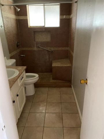 206 W Mitchell Road, Houston, TX 77037