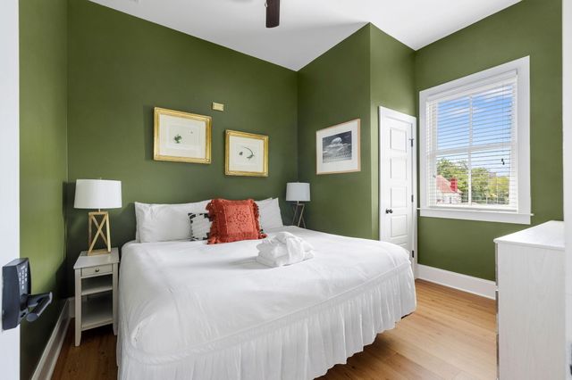 162 Spring Street, Charleston, SC 29403