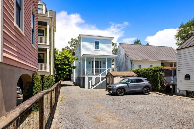 162 Spring Street, Charleston, SC 29403